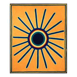 Tabla huichola. México. Siglo XX. Elaboradas con estambre multicolor y cera de Campeche sobre madera. Decorada con sol.