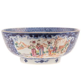 Chinese Export Mandarin Footed Bowl