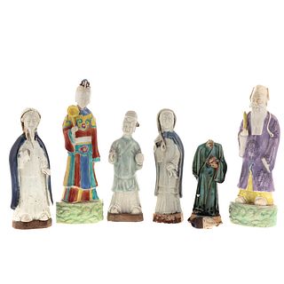 4 Chinese Earthenware Figures, 2 Porcelain Figures