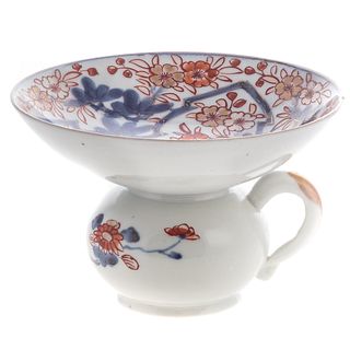 Chinese Export Imari Porcelain Cuspidor