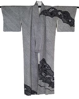 Superlative Vintage Japanese Kimono