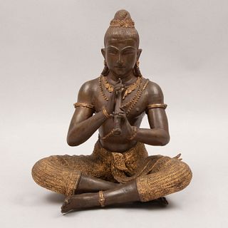 Flautista. Tailandia. Siglo XX. Fundición en bronce. 32 x 27 x 20 cm.