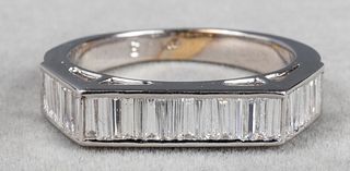 Modern 18K White Gold Diamond Ring