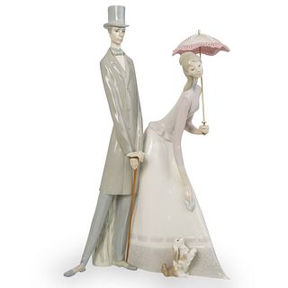 Lladro "Couple with Parasol" Porcelain Statue