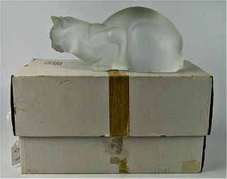 LARGE LALIQUE FROSTED CROUCHING CAT WITH BOX