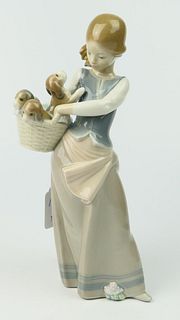 LLADRO GIRL WITH BASKET OF PUPPIES 9 3/4"