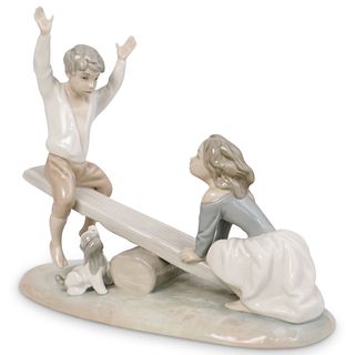 (2 Pc) Pair of Lladro Porcelain Figurines