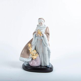 Lladro Figure, Father Christmas Spirit of the Stars 01001911