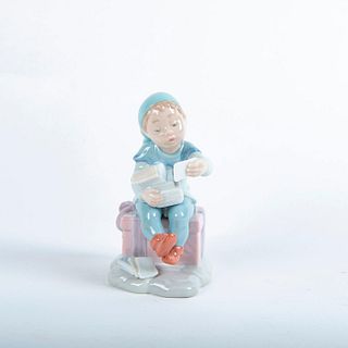 Lladro Porcelain Figurine, Delivering Magic 01006898