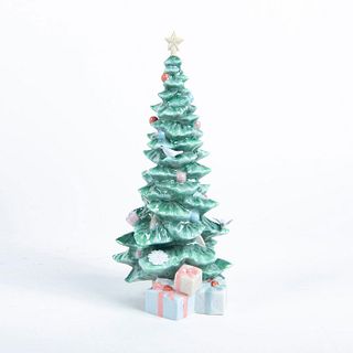 Lladro Porcelain Figurine, O Christmas Tree 01008220