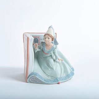 Lladro Figurine, A Fairy Tale Princess 01006797