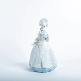 Lladro Lady Figurine, Snow Maiden 01008412