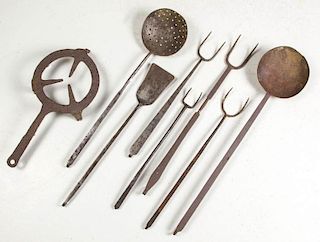 MID-ATLANTIC WROUGHT-IRON HEARTH / DOMESTIC ARTICLES, LOT OF EIGHT