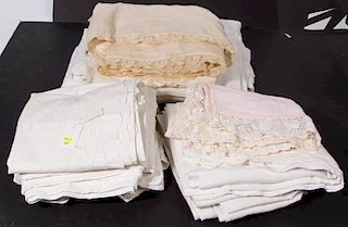 ASSORTED VINTAGE LINEN BED ARTICLES, LOT OF 20