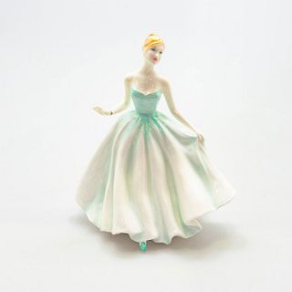 Caroline Hn4785 8.5"H - Royal Doulton Figurine