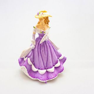 My Darling Hn5555 - Royal Doulton Figurine - Sentiments Collection