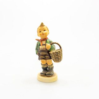 Goebel Hummel Figurine, Village Boy 51