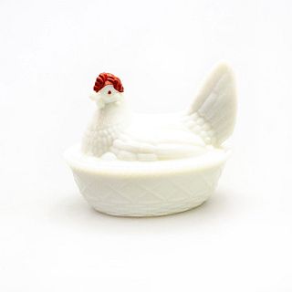 Westmoreland White Milk Glass Hen On Nest With Red Comb