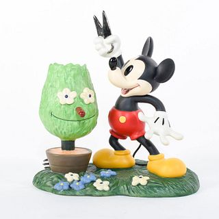 Disney Classics Figurine, Mickey Mouse, Mickey Cuts Up