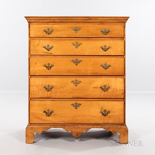 Chippendale Carved Maple Chest of Drawers, New Hampshire or Massachusetts, late 18th century, the molded cornice above five thumb-molde