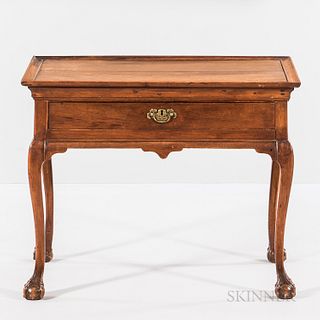 Chippendale Cedar and Walnut Tea Table, Bermuda, last half 18th century, the tray top with molded edge above a cockbeaded and rolled cu
