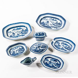 Eight Pieces of Canton Pattern Chinese Export Porcelain, 19th century, five platters in graduated sizes, a covered vegetable dish, a sa
