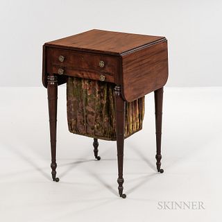 Federal Mahogany Worktable, attributed to Thomas Seymour, Boston, Massachusetts, c. 1820-25, the top with rounded drop-leaves above a d