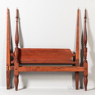 Fine Federal Red-painted Maple Field Bed, probably Massachusetts, c. 1810-15, the footposts and vase- and ring-turned and swelled reede