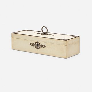 French, covered spa box