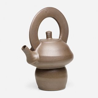 Chris Gustin, Large teapot