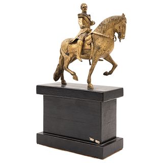 AGUSTÍN DE ITURBIDE, MÉXICO, 19th century, Cast bronze with wooden base, Decorated with Imperial eagles, 6.6" (17 cm)