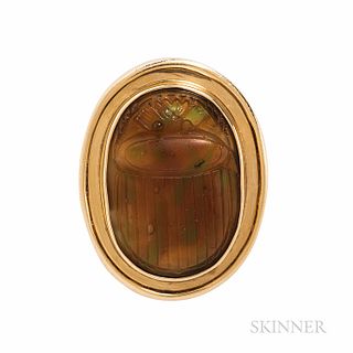 14kt Gold and Pate de Verre Scarab Ring, the scarab measuring approx. 32.00 x 21.00 mm, 21.6 dwt, size 8.
