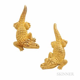 Kieselstein-Cord 18kt Gold Alligator Earrings, 12.6 dwt, lg. 1 1/2 in., signed.
