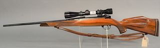 Weatherby Mark V 300 Magnum rifle, bolt action with Redfield scope, SN: P21392, book #550, lg. 44 3/8".