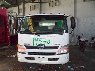 Camión Hino 816 2012