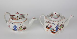 Two Lowestoft Porcelain Teapots with Covers, late 18th Century
