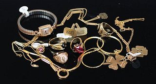Group of 14kt and 10kt Gold Jewelry
