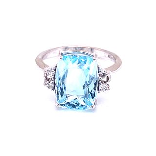 18K Diamond Aqua Ring