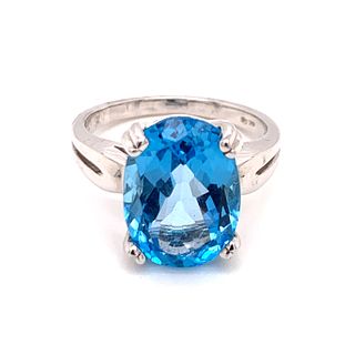 14K Blue Topaz Ring