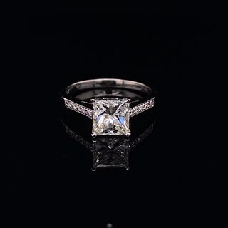 18K Diamond Engagement RingÊ