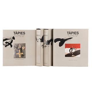 Agustí, Anna. Tàpies: The Complete Works. Barcelona: Fundació Antoni Tàpies - Edicions Polígrafa, 1988 - 1996. Tomos I-IV. Piezas: 4.