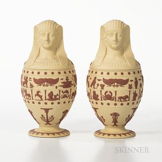 Pair of Modern Wedgwood Solid Primrose Jasper Canopic Jars and Covers, England, c. 1978, with applied terra-cotta jasper bands of hiero