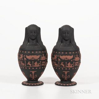 Pair of Modern Wedgwood Solid Black Jasper Canopic Jars and Covers, England, 1978, with applied terra-cotta jasper bands of hieroglyphs