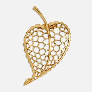 Cartier, Gold leaf brooch