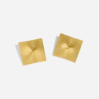 Niessing, Gold 'Pythagoras' earrings