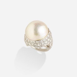 Attributed to Verdura, Mabe cultured pearl and diamond ring