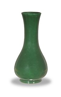 Chinese Green Glazed Long Necked Vase, 18th Century