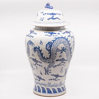 20th Century Chinese Hand Painted vase