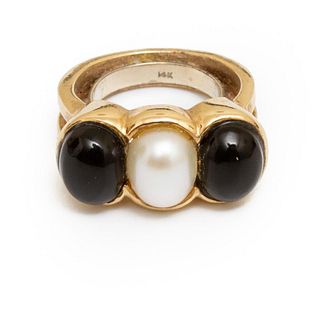 Cultured Pearl and Black Onyx Ring