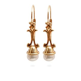 GIA 18k gold and pearl earrings hallmarked by maker